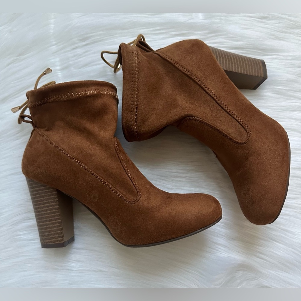 TOP Moda Brown Suede Ankle Boots
